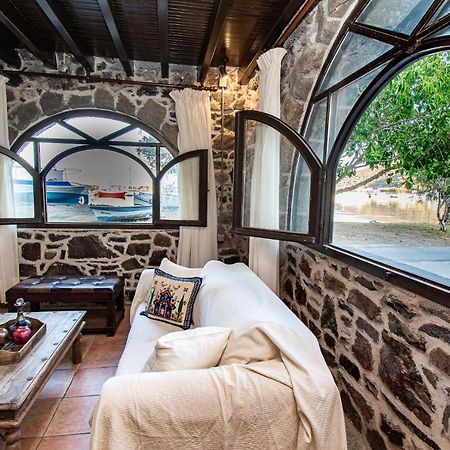 Apartament Plousiadi΄s Stone House Skála Zewnętrze zdjęcie