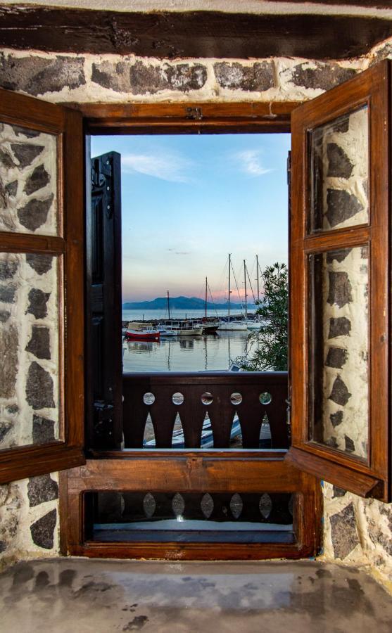 Apartament Plousiadi΄s Stone House Skála Zewnętrze zdjęcie