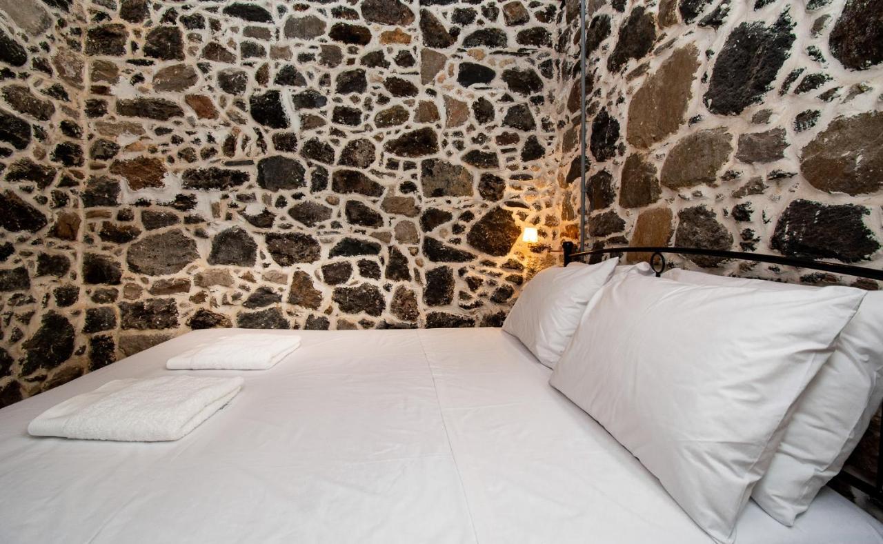 Apartament Plousiadi΄s Stone House Skála Zewnętrze zdjęcie